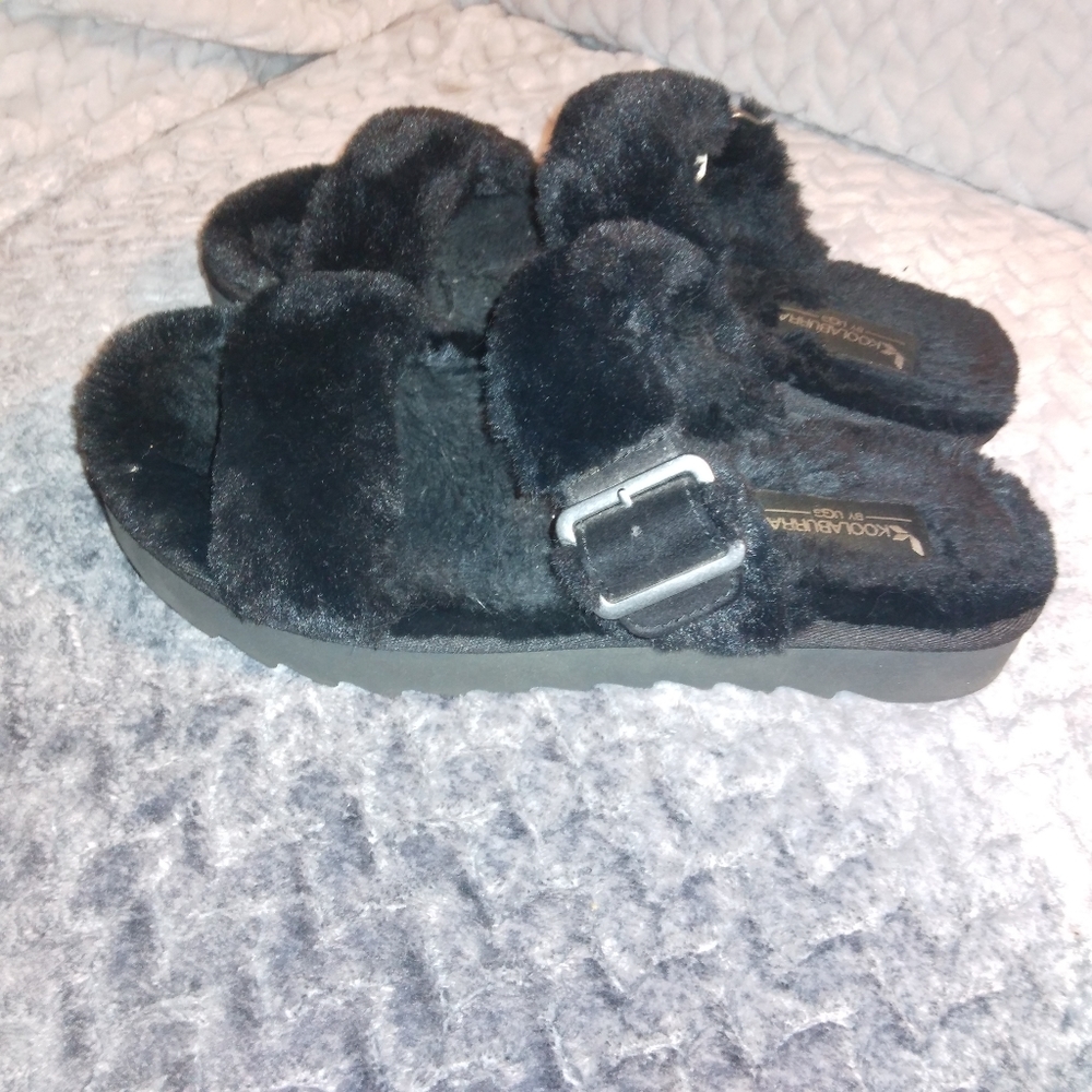 Koolaburra (by UGG) Furr-rah slides